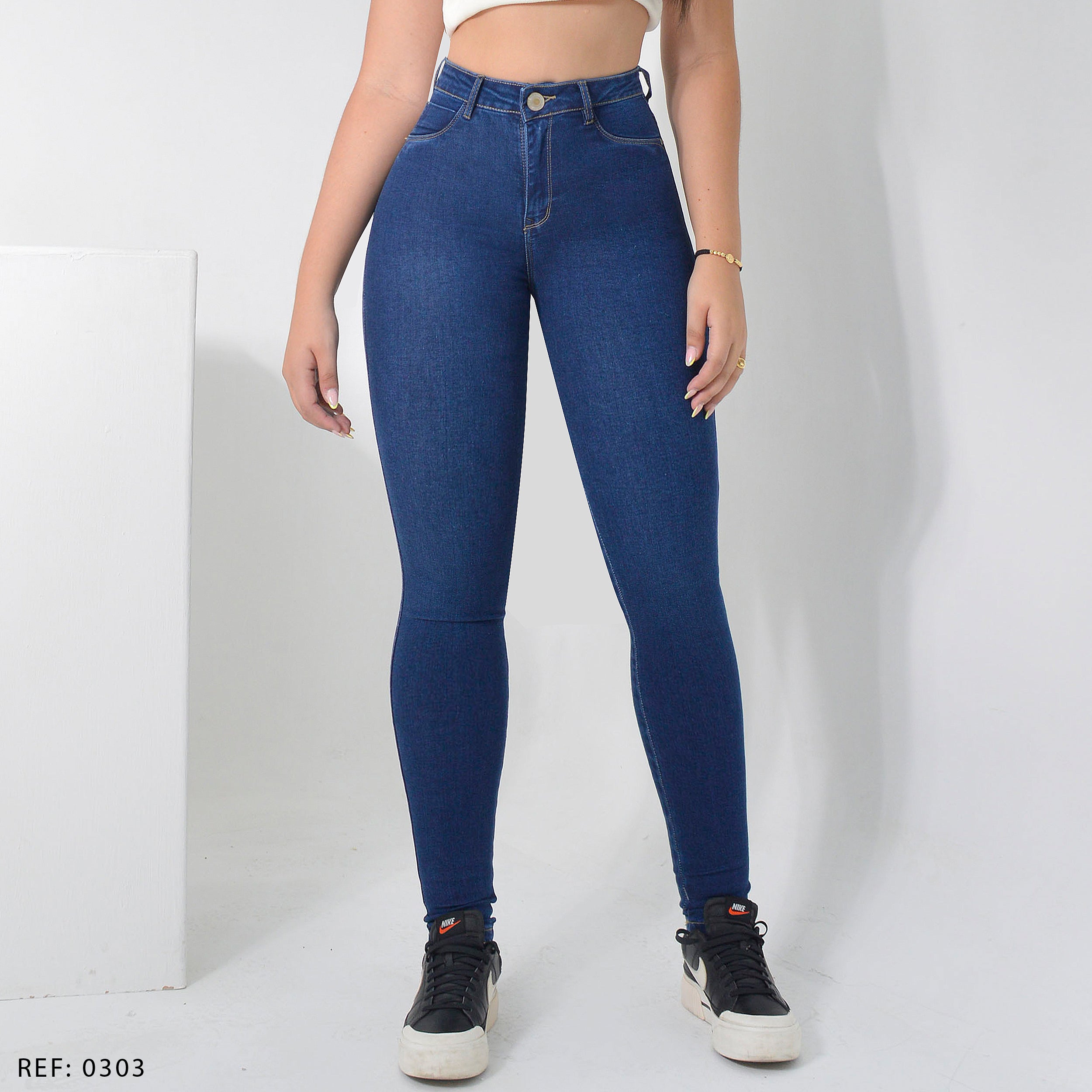 JEAN SKINNY STRETCH TIRO ALTO 0301