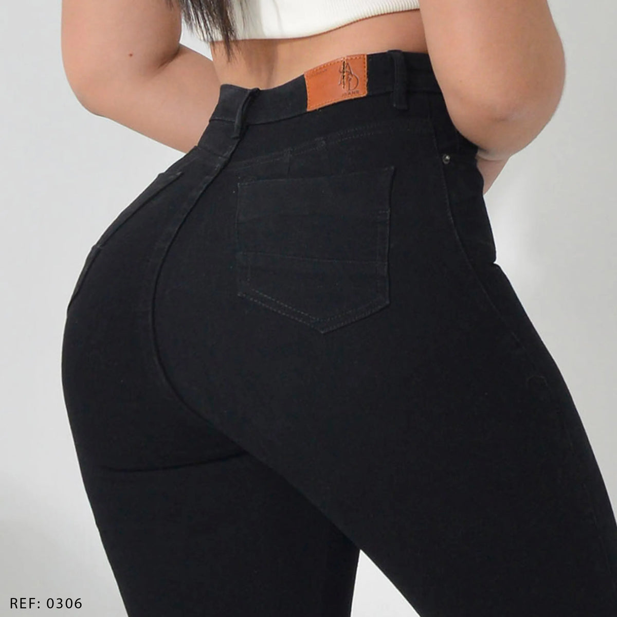 JEAN SKINNY STRETCH TIRO ALTO 0306