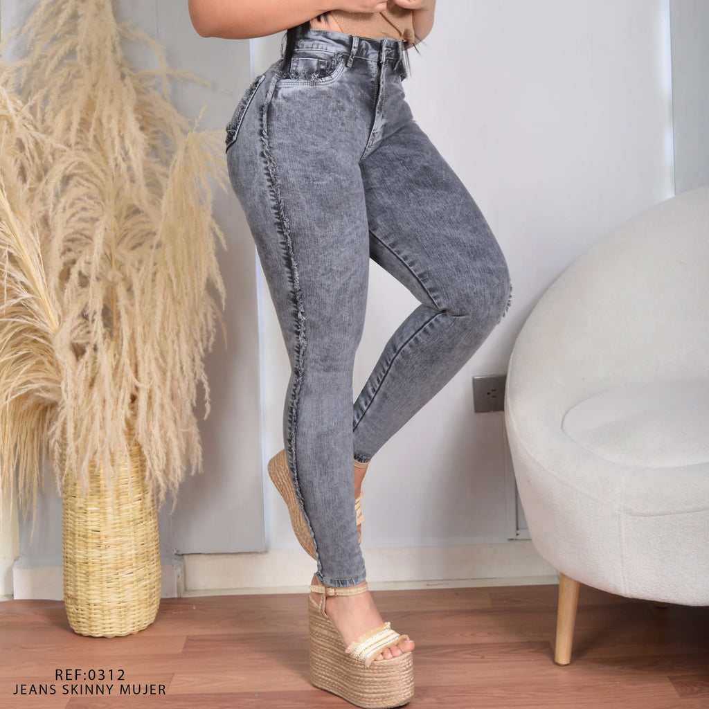 JEAN SKINNY STRETCH TIRO ALTO 0312