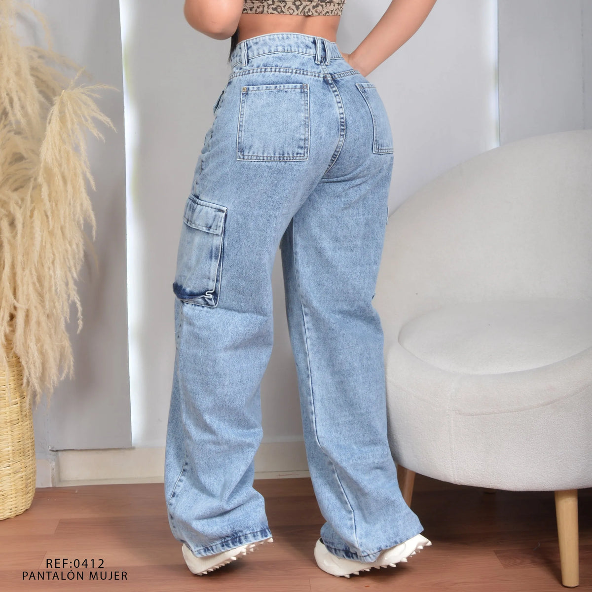 JEAN STRAIGHT LENGHT RIGIDO TIRO ALTO 0412
