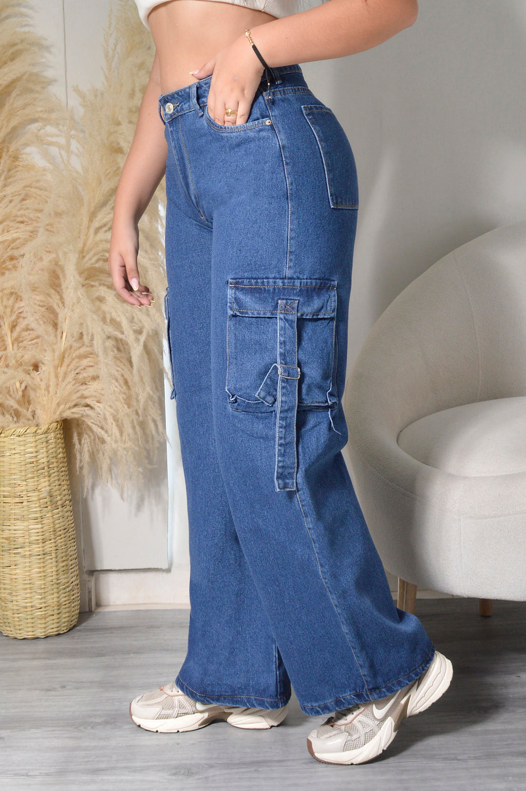 JEAN STRAIGHT LENGHT RIGIDO TIRO ALTO 0411