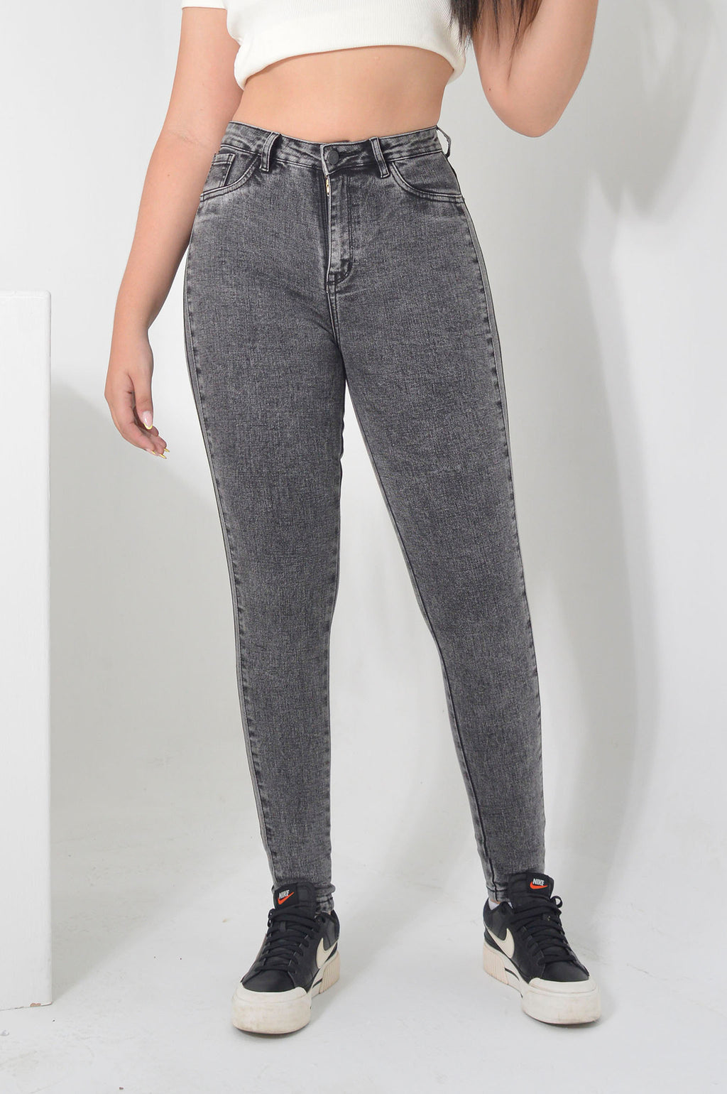 JEAN SKINNY STRETCH TIRO ALTO 0307